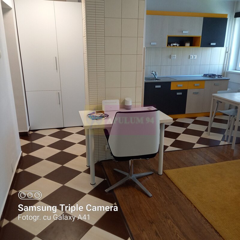 Vanzare apartament 3 camere Tineretului